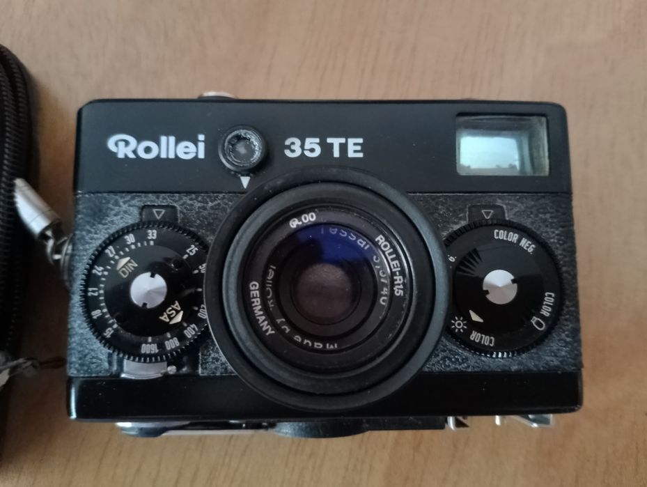 Máquina fotográfica Rollei 35 TE