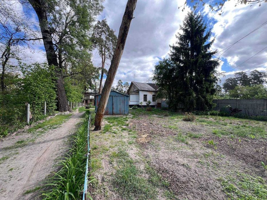 Продаж 13,5 соток з комунікаціями вул. Кленова
