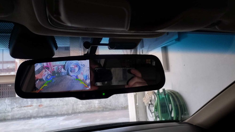 Retrovisor Automóvel c/ LCD para camara de MT