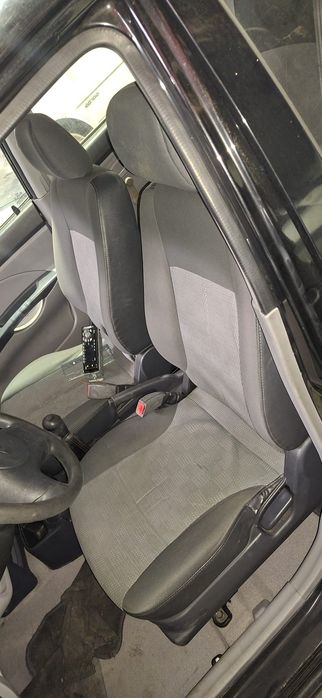 Kia Picanto mk1 1.0 para peças 
Ref:g4he