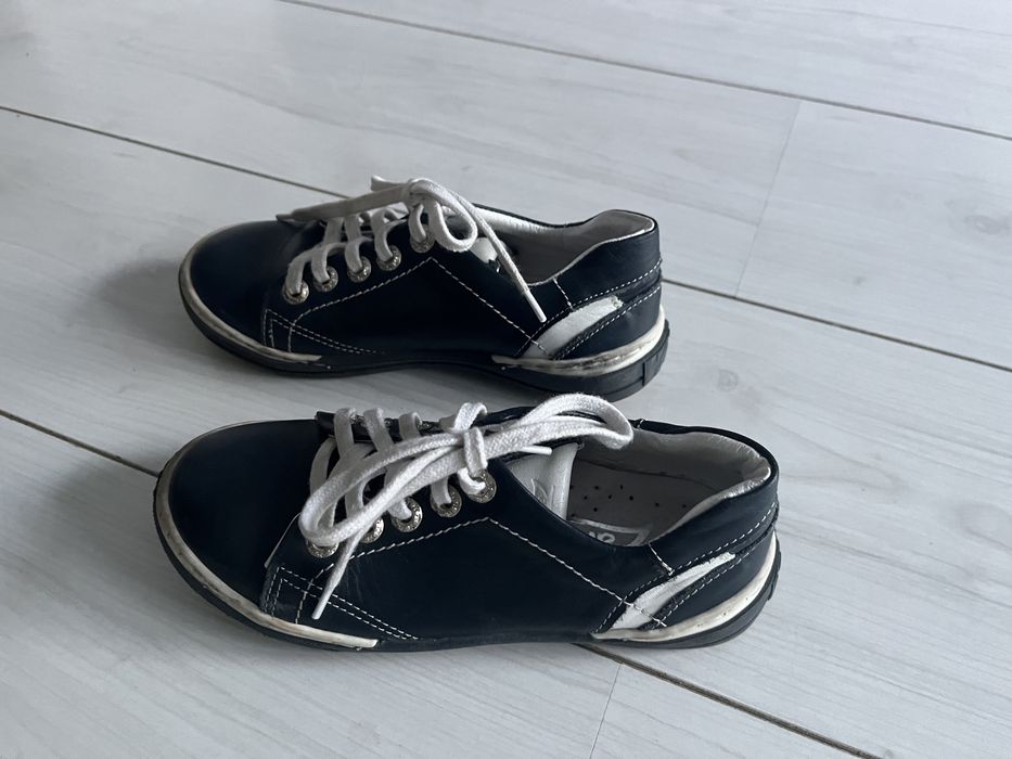 Buty wiązane Zarro