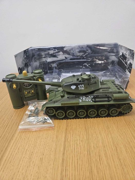 Czołg zdalnie sterowany Rudy 102