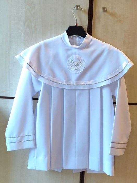 Strój komunijny dla chłopca, alba