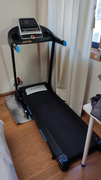 Passadeira de corrida - TR090i Bladez BZ6260