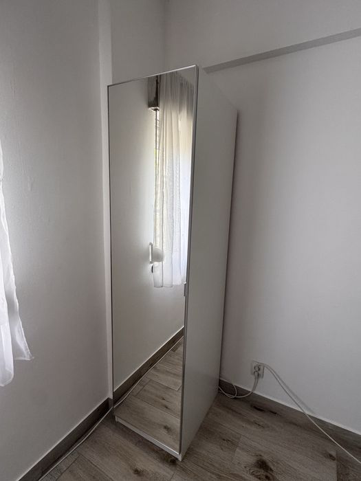 Roupeiro IKEA porta espelho 50cm