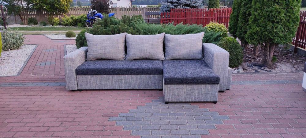 Narożnik GRAND z pufami w boczku. Kanapa od producenta