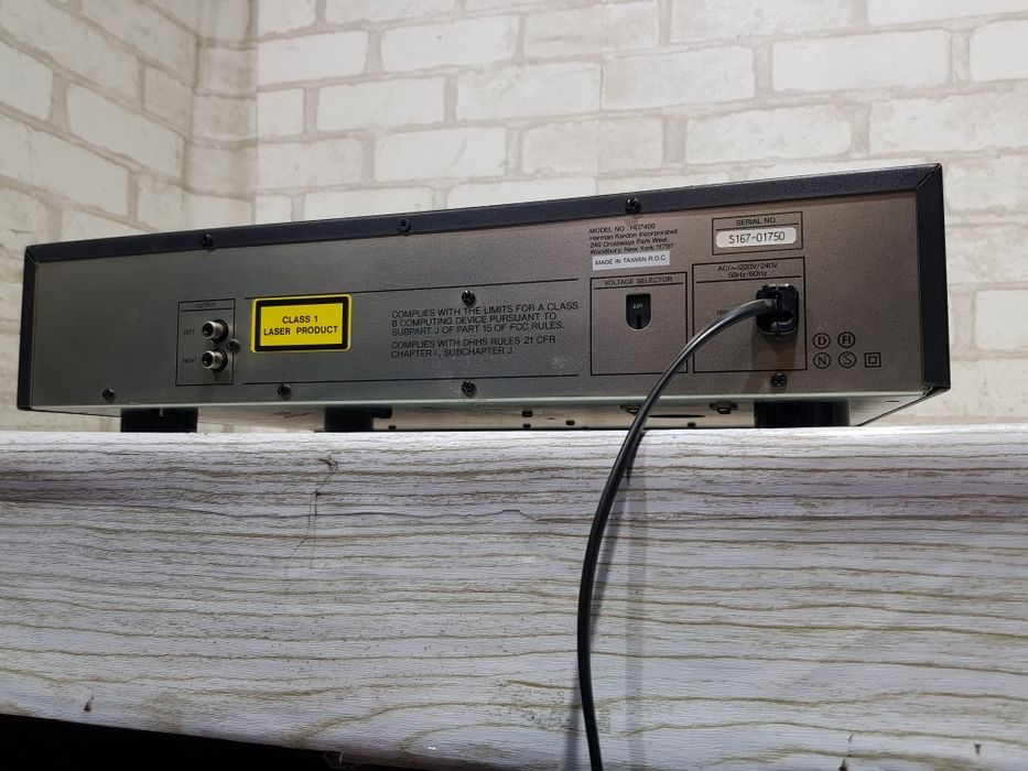 Програвач CD дисків Harman Kardon HD 7400, б/у з Німеччини