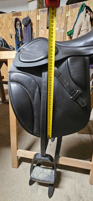 Siodło ujeżdżeniowe