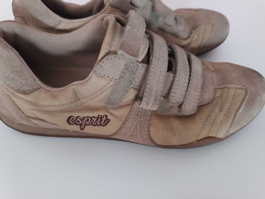 Excelentes ténis Esprit