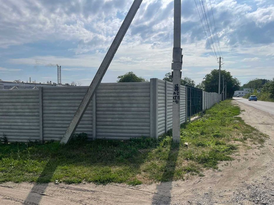 Продам земельну ділянку 0.6 г. Під бізнес