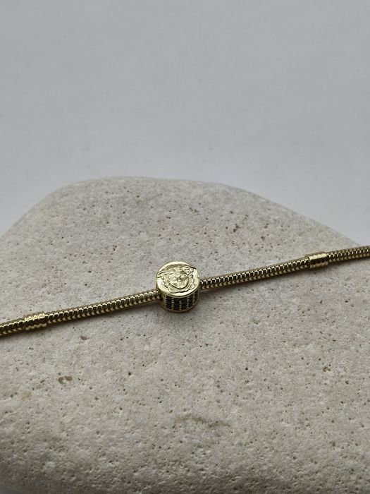 Złoty Charms Pr.585 Nowy Zapraszamy