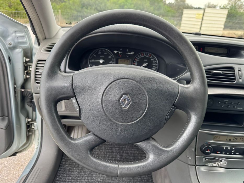 Renault laguna  1.6 2002