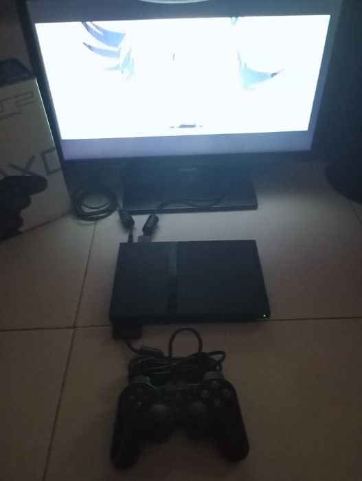 Ps2 Slim com caixa