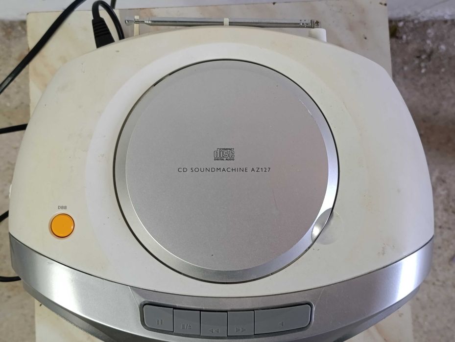 Radio Philips z odtwarzaczem CD i magnetofonem kasetowym