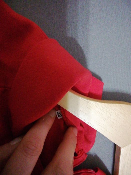 Czerwona kreacja - suknienka