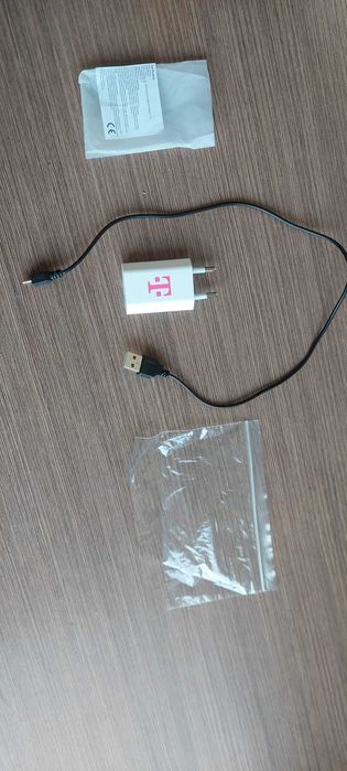 Nowa Ładowarka sieciowa Micro-USB