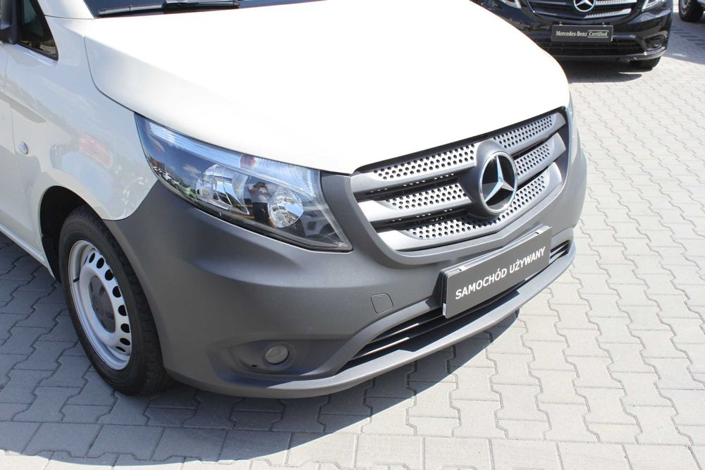 Wynajem busa 9 os. Mercedes Vito, pakiet minimum 2 tygodnie!