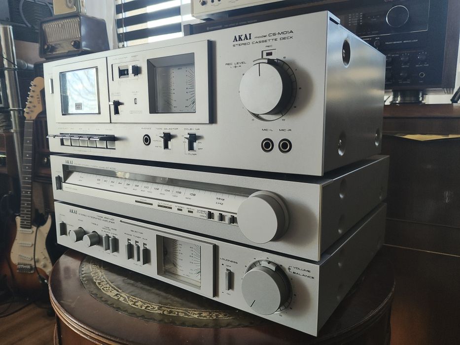 Wieża AKAI Tuner/Deck/Wzmacniacz