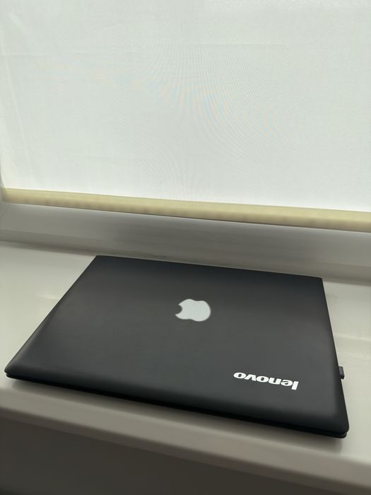 Ноутбук Lenovo під запчастини