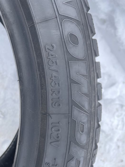Шинa 1шт 245/45 R19 Toyo всесезон 2019p 6,6мм