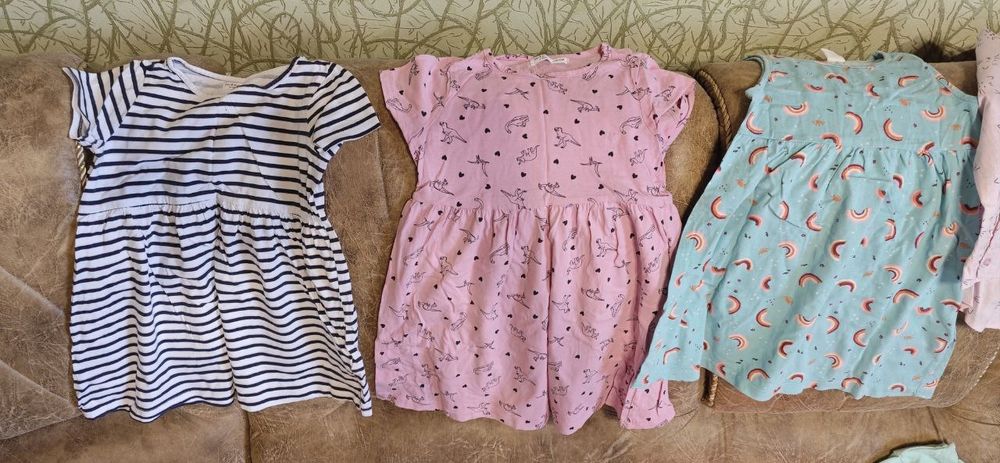 Продам вещи для девочки