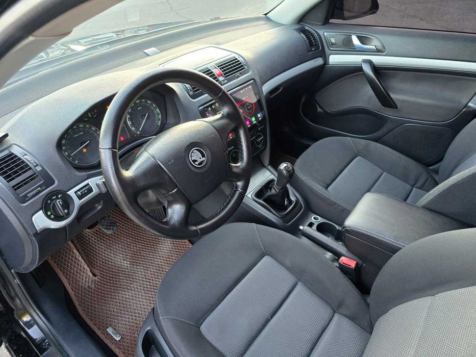 Продам  Skoda Octavia 2006. Можна в розстрочку, під викуп.