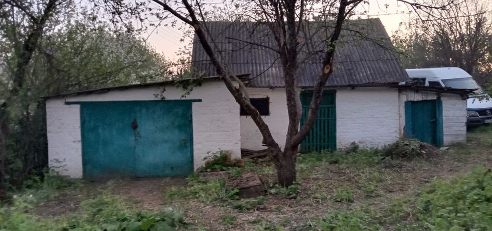 Безкоштовно житло Київська обл. біля річки Рось