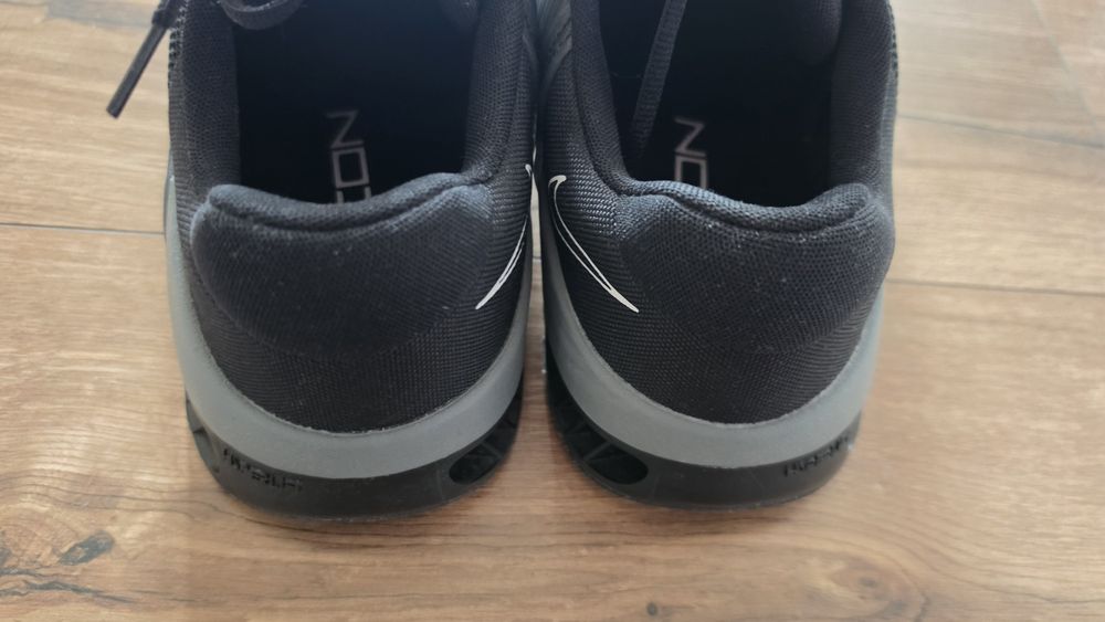 Buty sportowe nike rozmiar 48.5