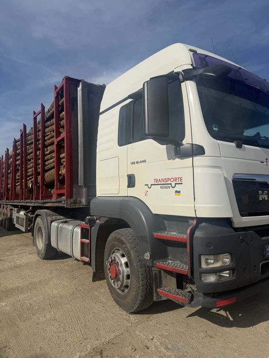 Напівпричіп-лісовоз 3-вісний в наявності, нова ризина