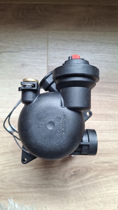 Ariston  pompa kotła Genus Clas