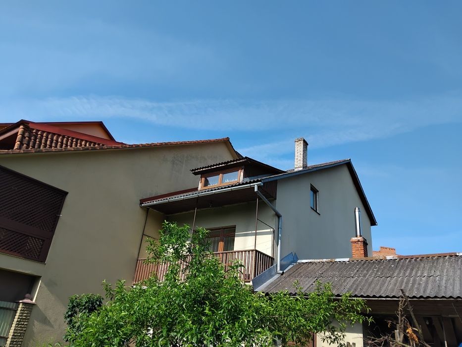 Продаємо будинок майже у центрі м. Свалява Закарпатської області
