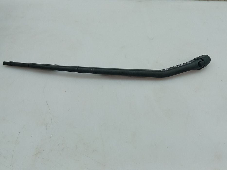 Haste / braço de escova limpa vidros trás FIAT Punto (188_)