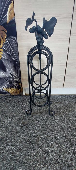 Stojak na wino stalowy