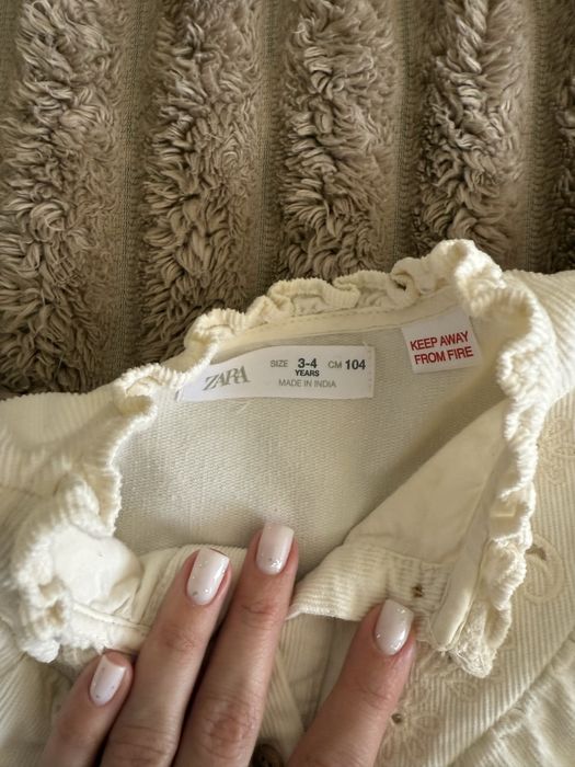 Сукня Zara на дівчинку по бірці 104, можна на 110