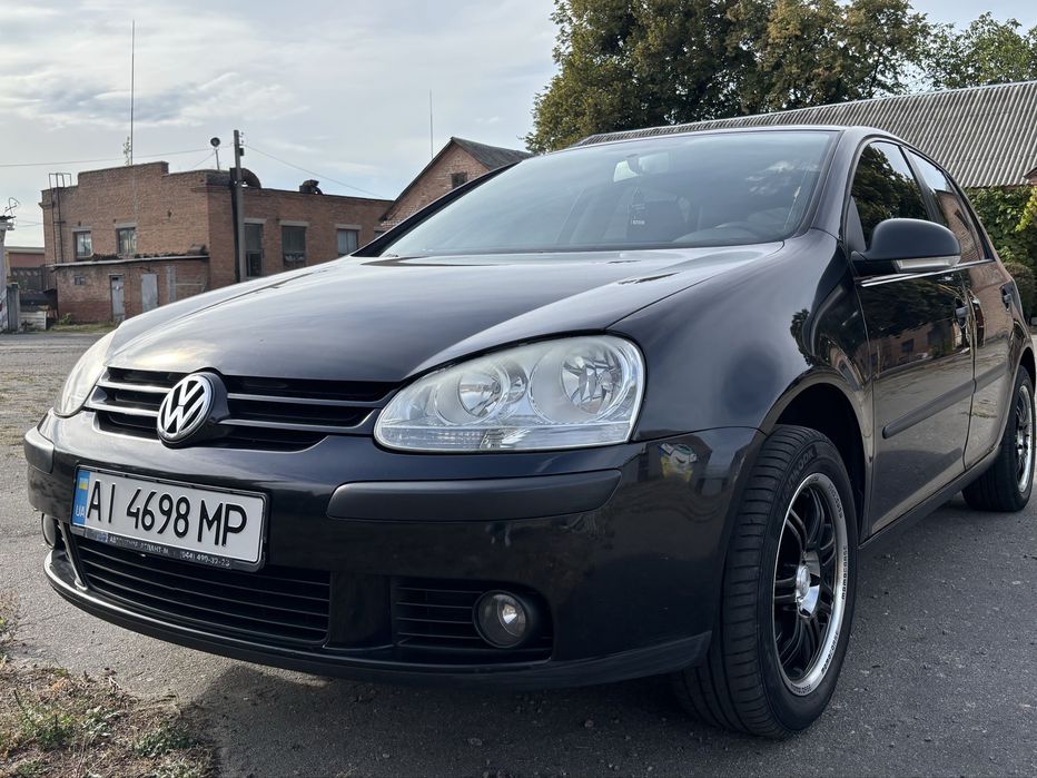 VW Golf 5 2006 рік 1.6MPI . Автоматична коробка передач.
