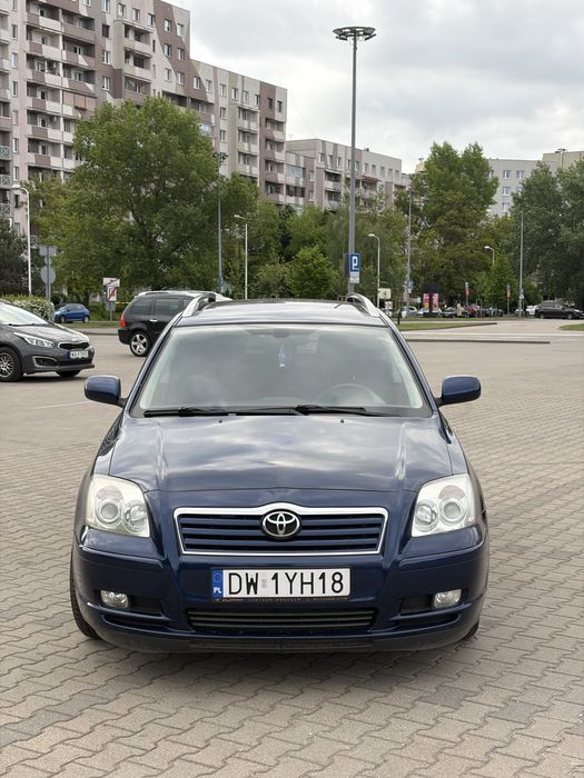 Toyota Avensis T25 1,8 benz, Stan bdb