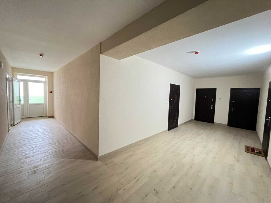 Однокімнатна 47м² від Рауш Є-Оселя!