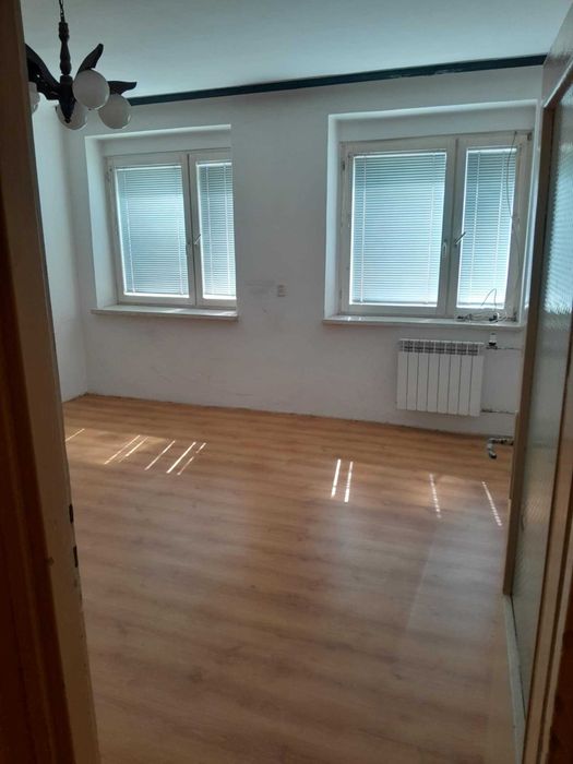 Mieszkanie na sprzedaż  kawalerka z oddzielną kuchnią Biała Rawska