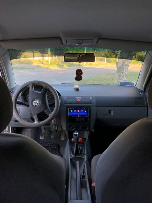 Продам Skoda Fabia 1.4