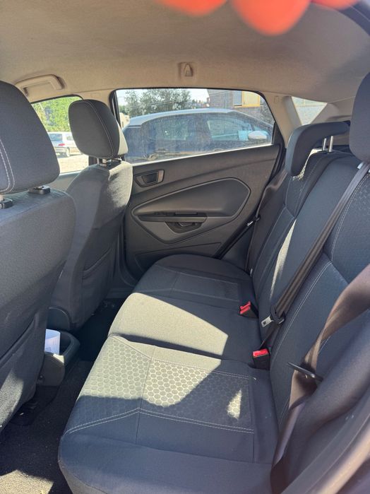 Ford fiesta titanium