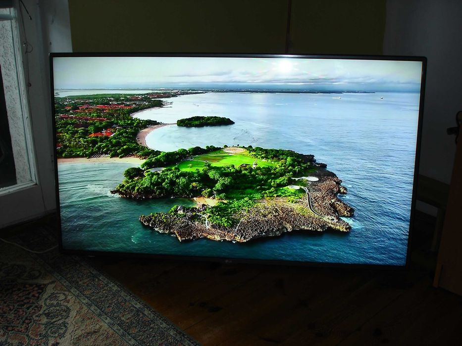 Telewizor LED  LG  55"  w bardzo dobrym stanie