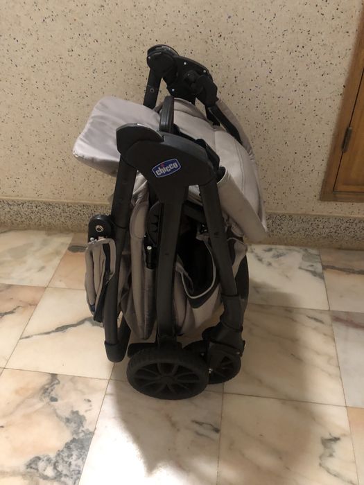 Selling a baby stroller64552360823298121