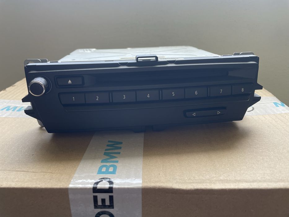 Bmw radio original  gps ccc  mask  E91 E90 E82 E84 E88 E87 E81