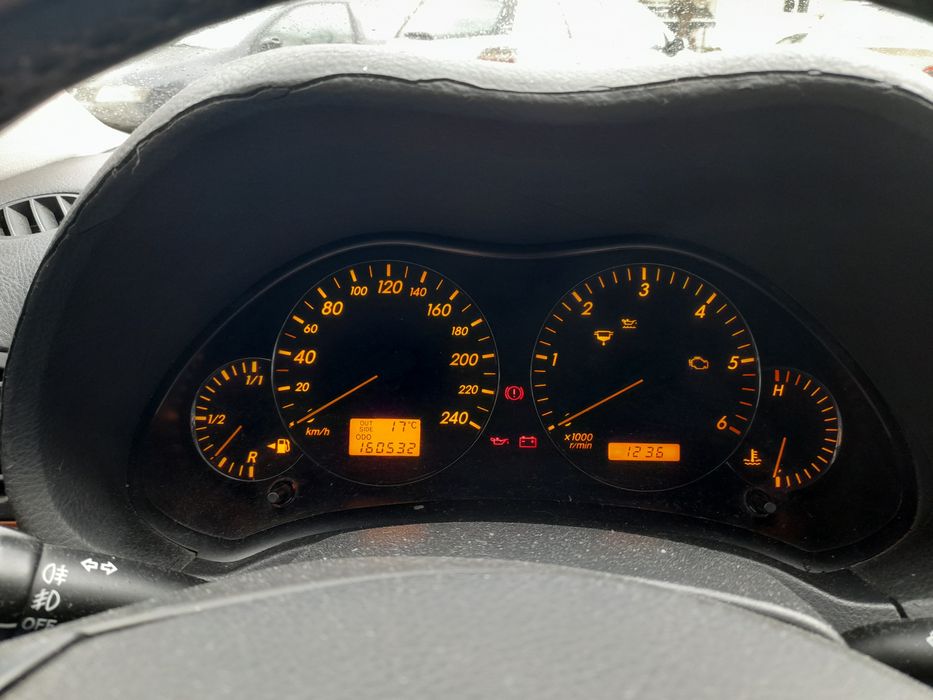 Toyota  Avensis   2.0  Disel