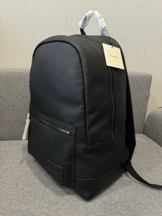 Мужской рюкзак Calvin Klein COATED CENTER ZIP BACKPACK43 Оригінал