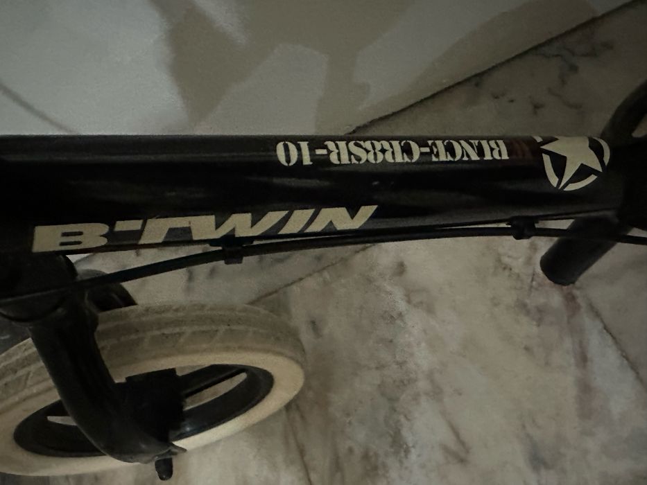 Bicicleta equilibrio crianca