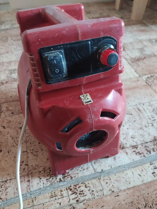 Плитка и краскопульт