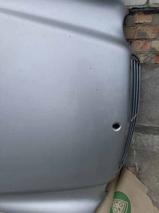Продам капот мерседес w 210