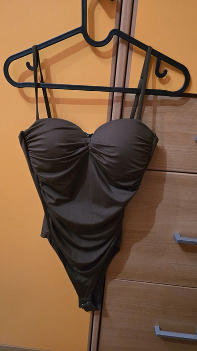 3 bodys castanho, branco, bordo