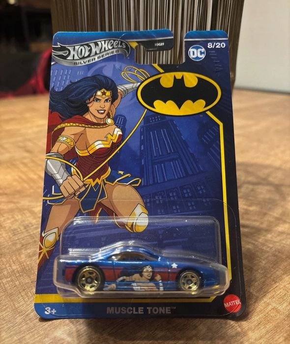 Muscle Tone Batman DC Hot Wheels Silver Series